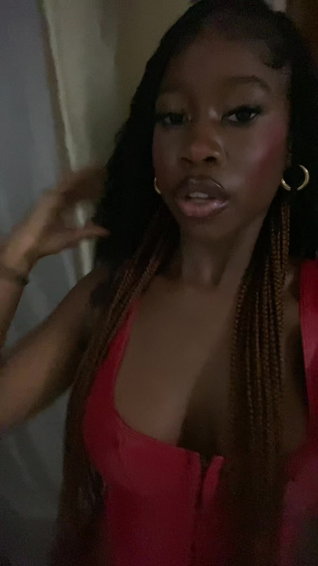 @🧟♀️