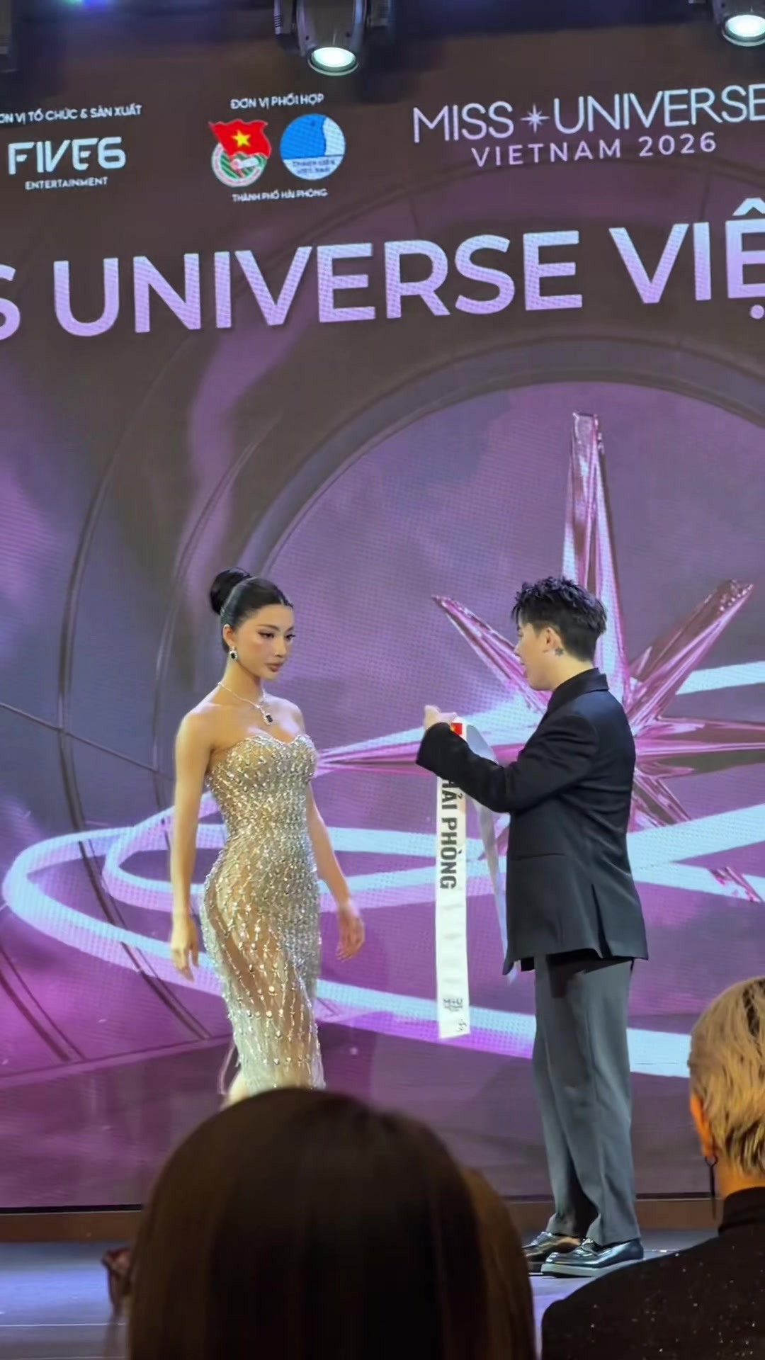 @Bùi Mai Hương