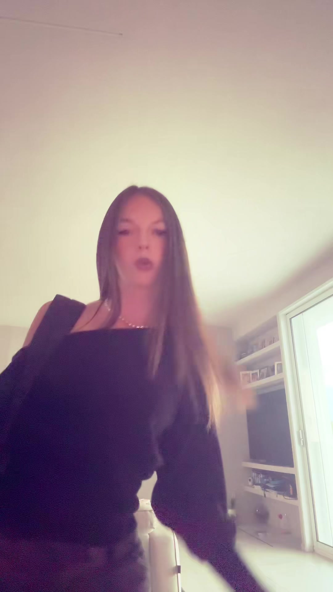 @lavale_