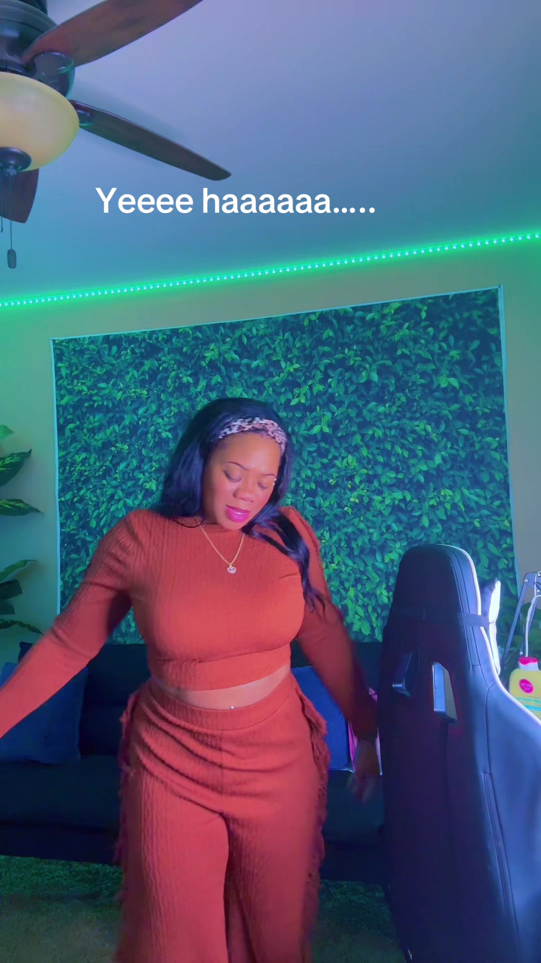 @🧨Dee Lashay🧨🤘🏾💅🍹🇺🇸