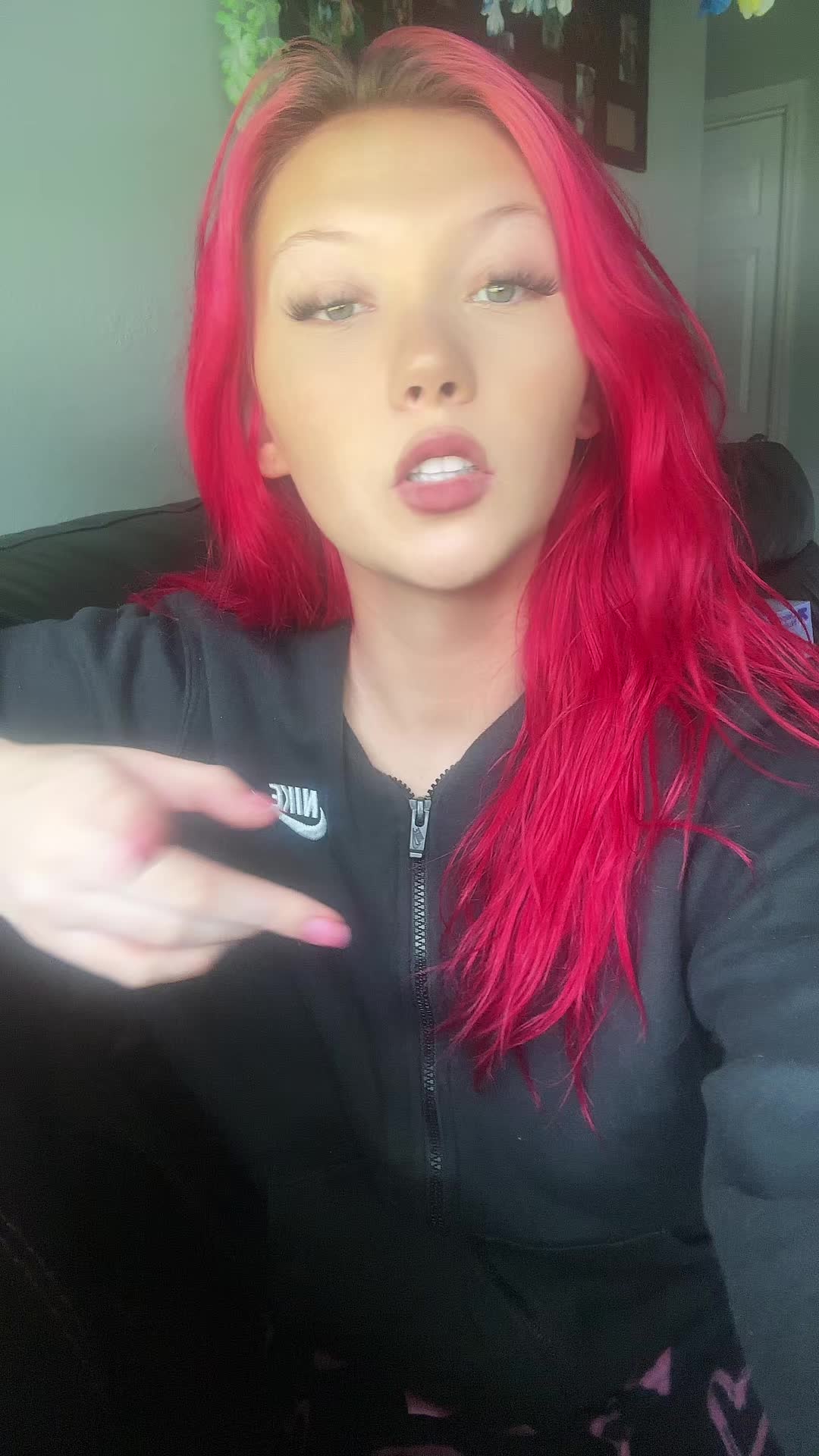 @Chloè smith👑
