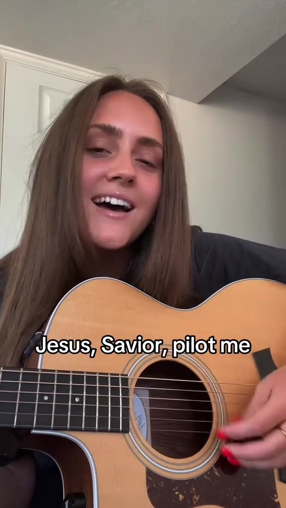 @Hayley Victor