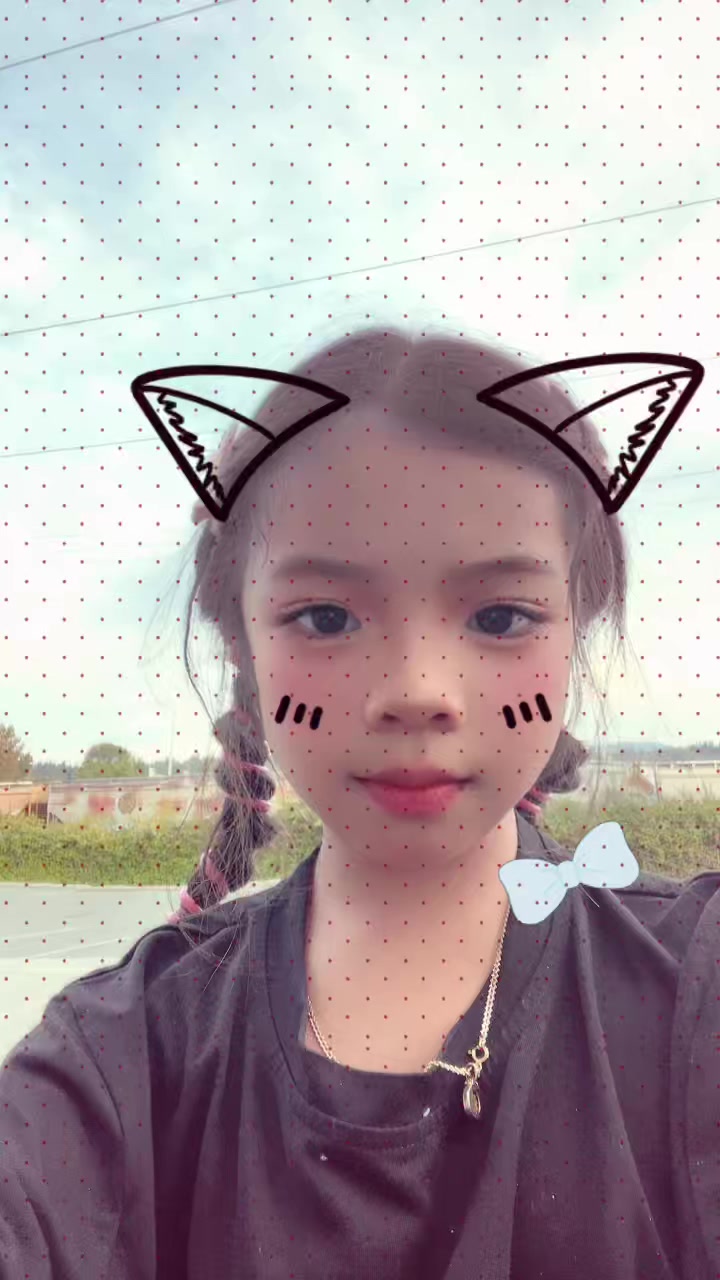 @DHEN ◡̈