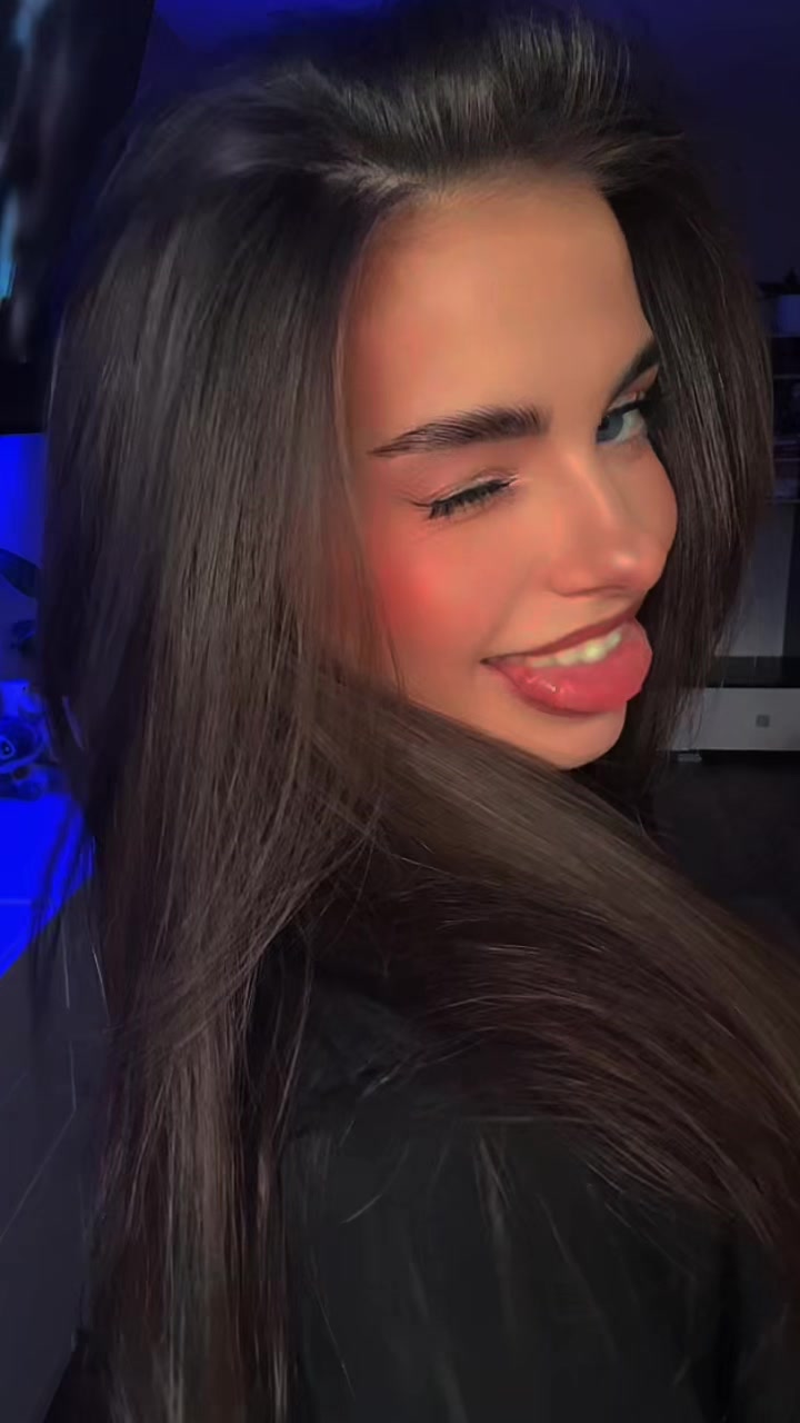 @ANIKA