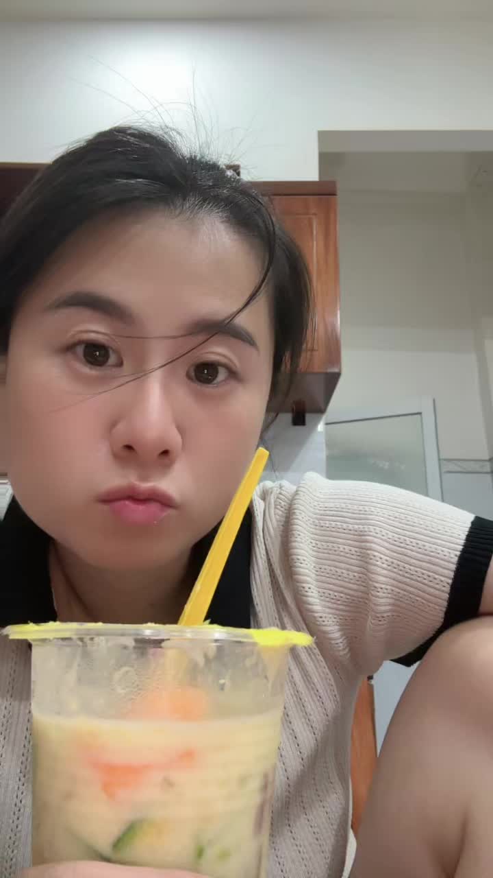 @Elly 🇻🇳🇲🇾