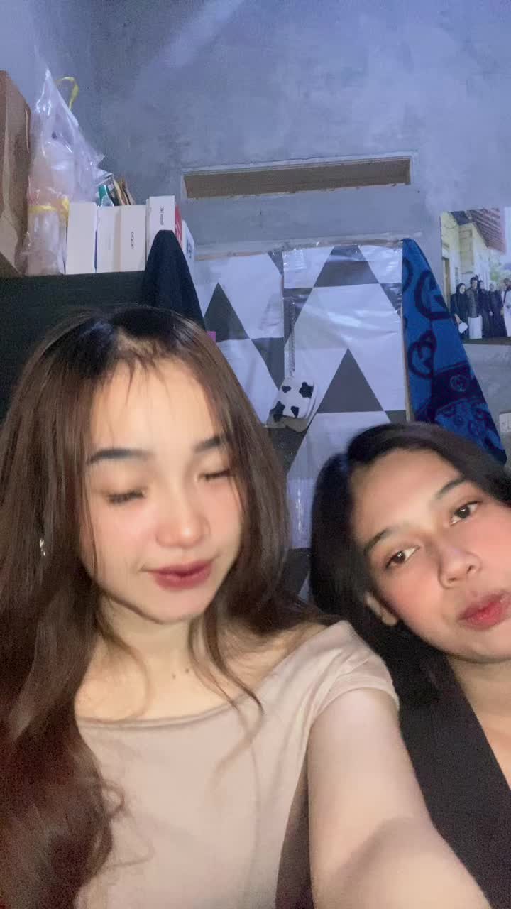 @ulan🕊️🪞🤍🦄