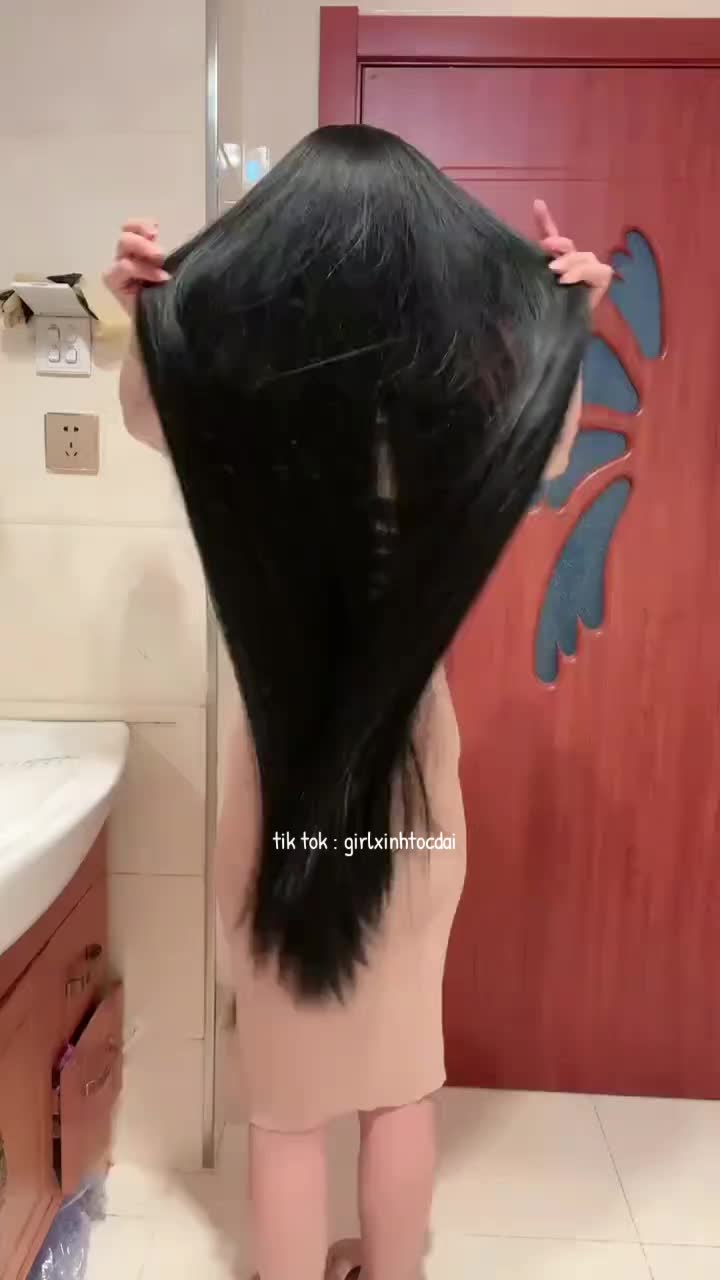@Những C&ocirc; G&aacute;i T&oacute;c D&agrave;i