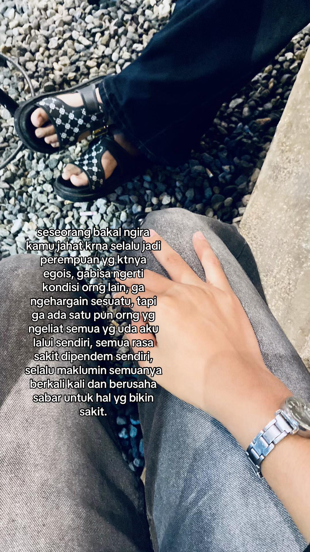 @￶