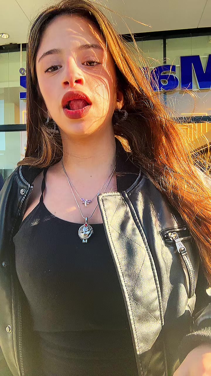 @priscila