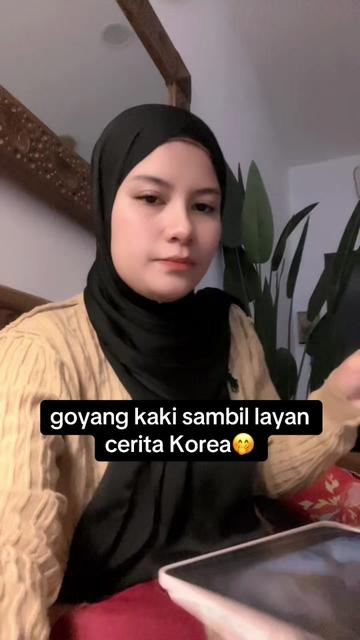 @Quratulainiey