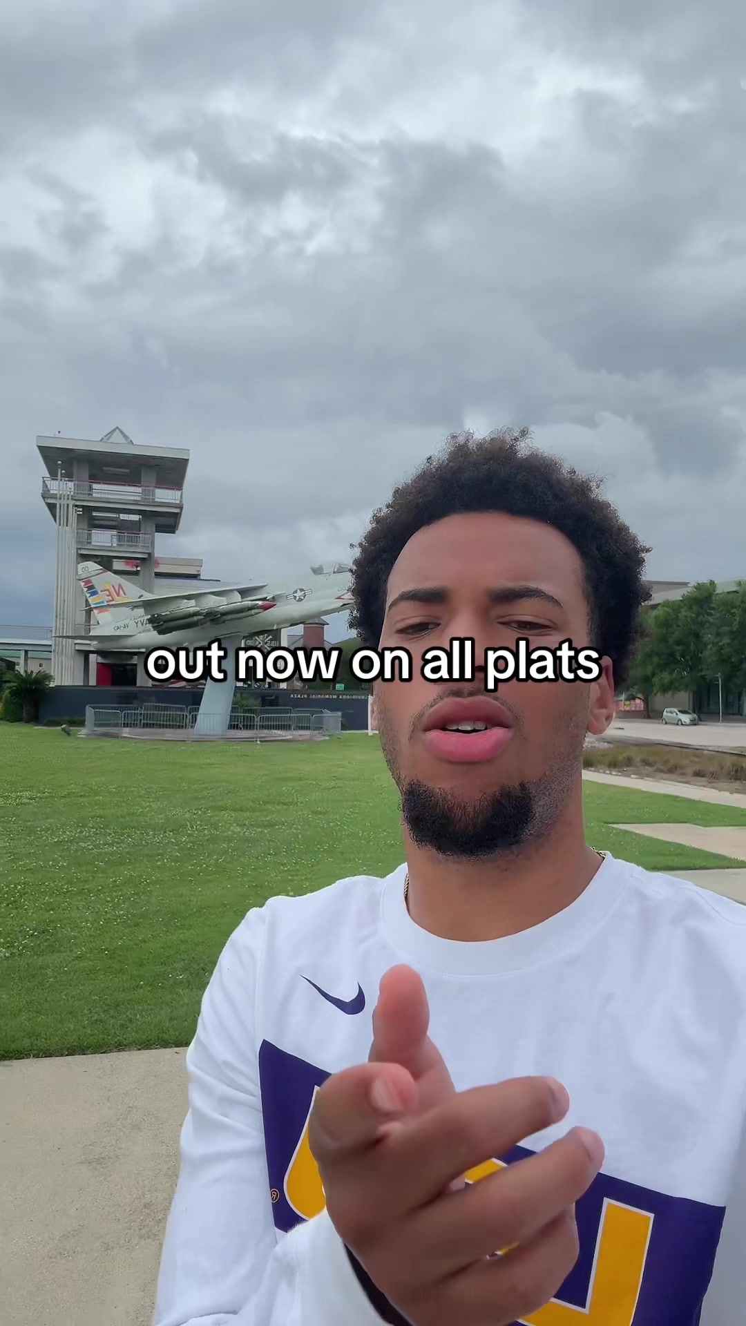 @dondeaux