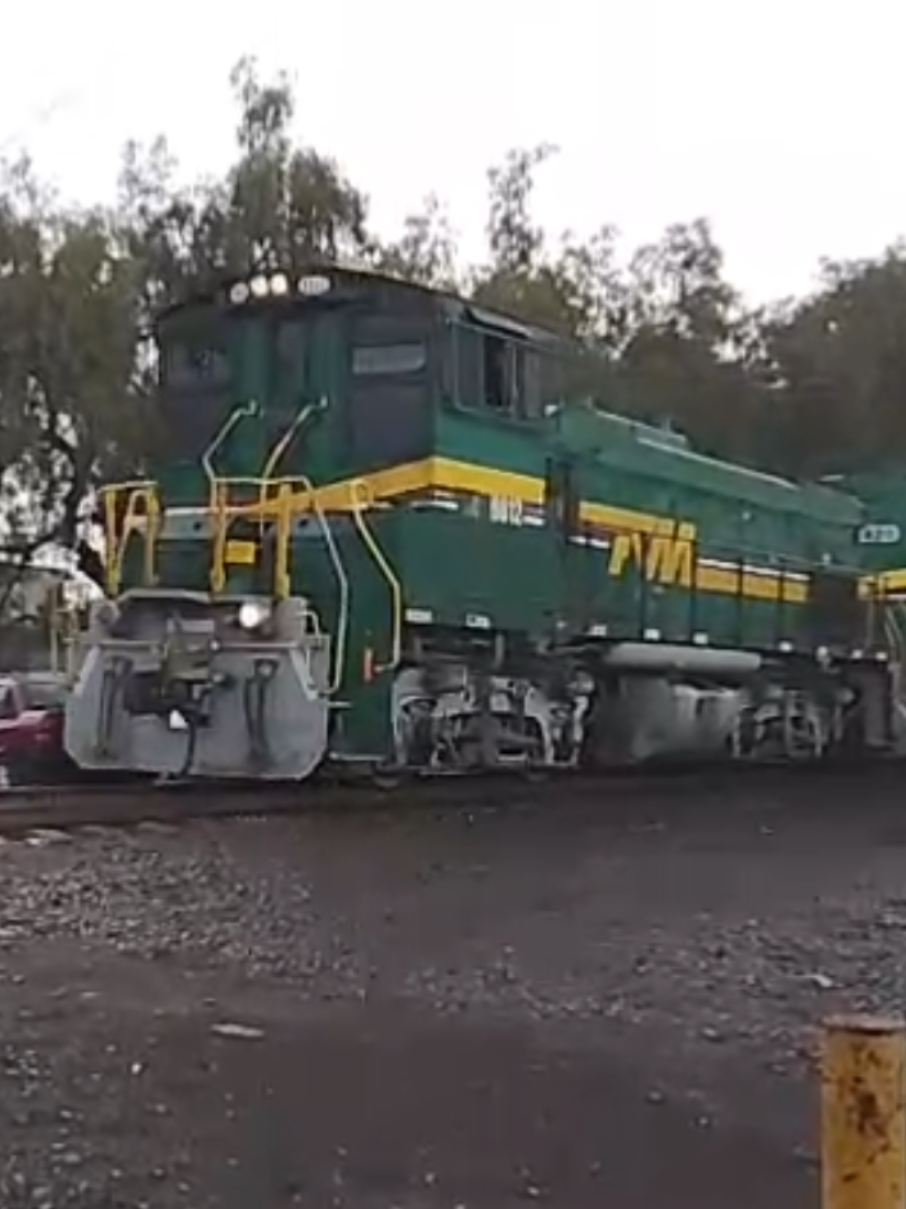 @Ferrocarriles Andy.