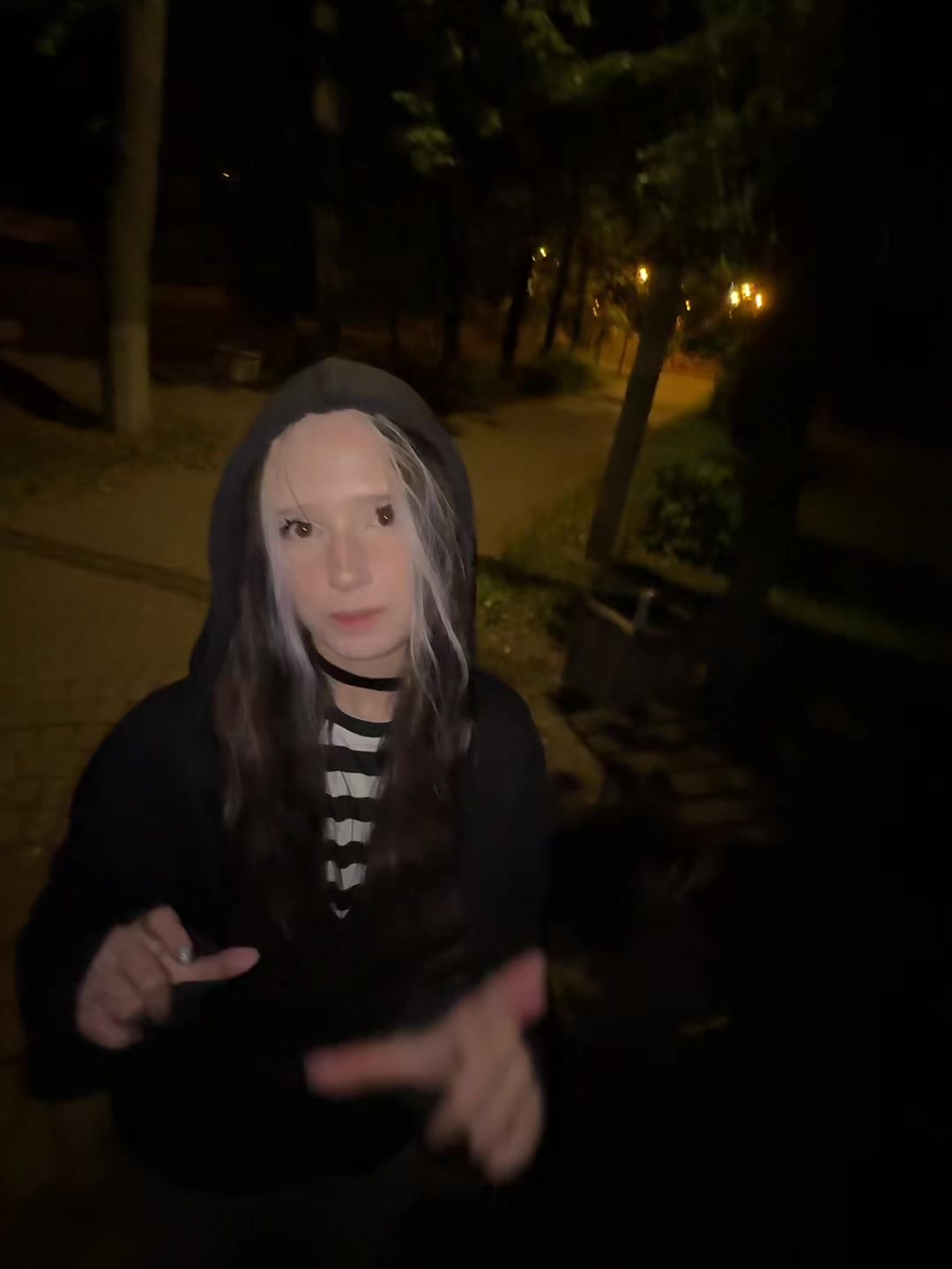 @Пчела