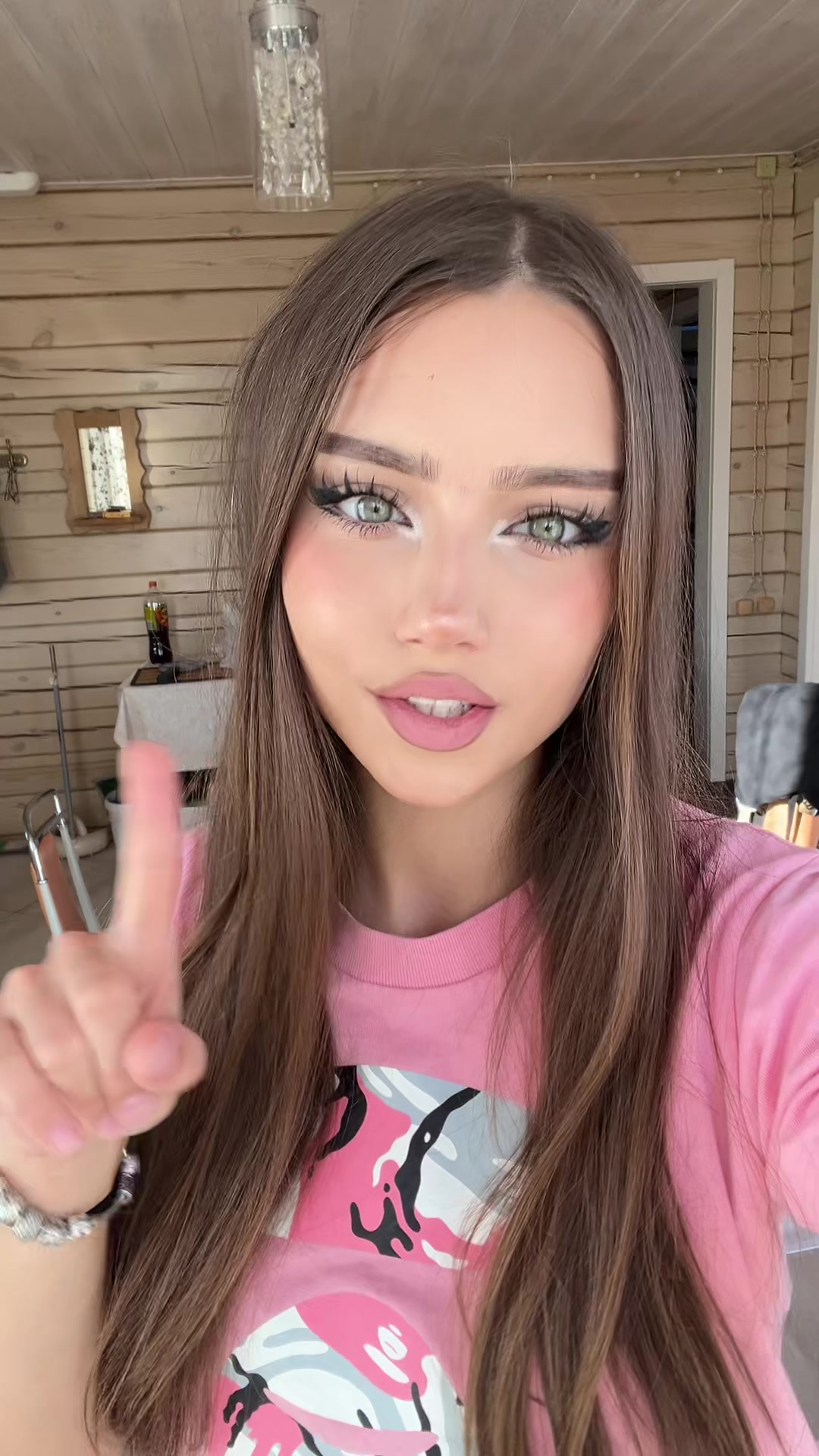 @arishka1_11