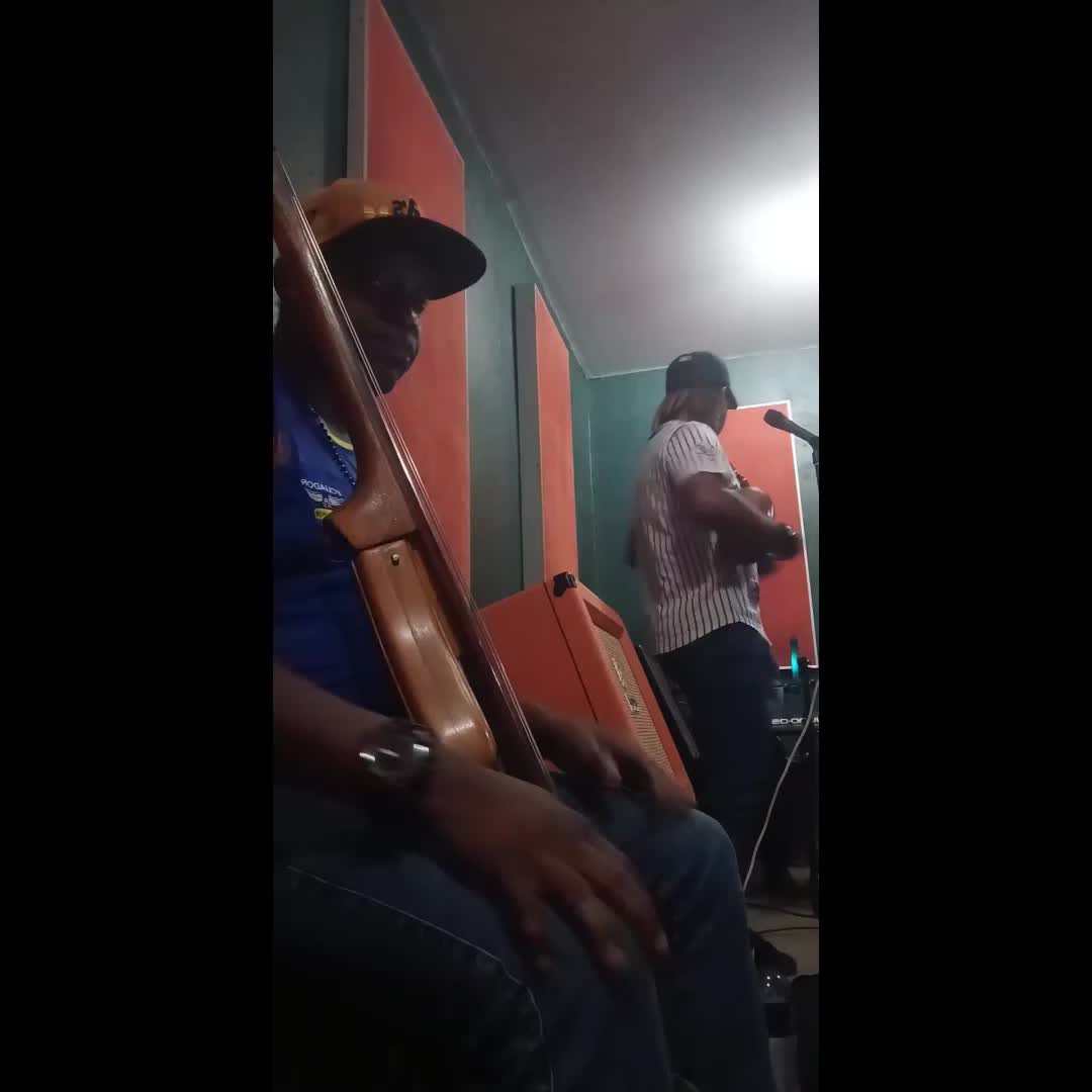 @Ale