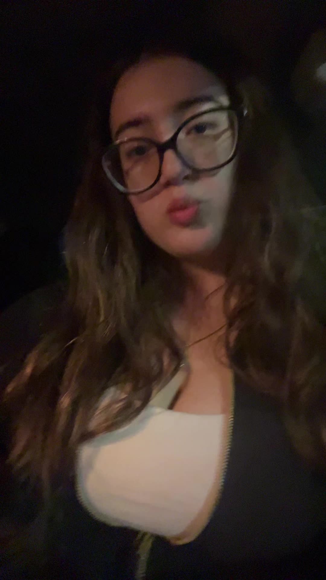@liv<33