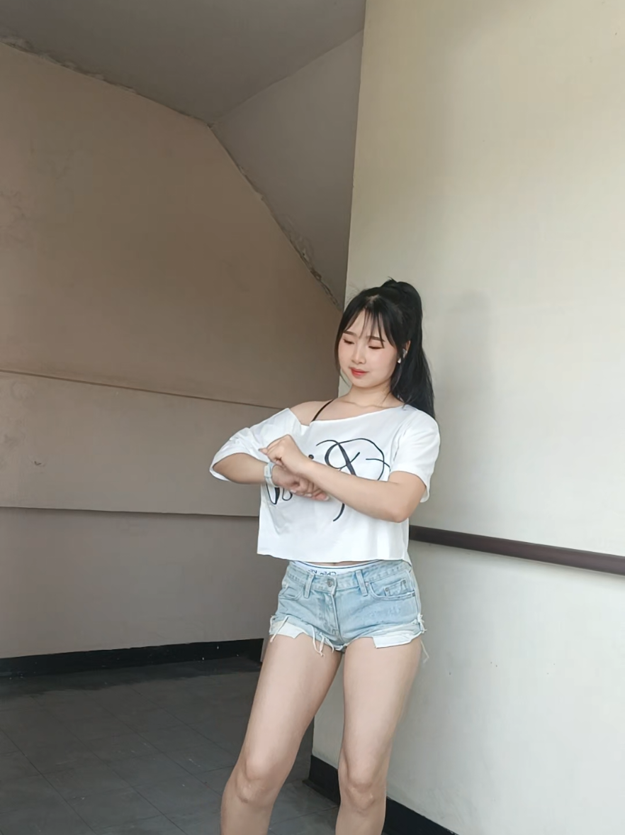 @JUNG 💞