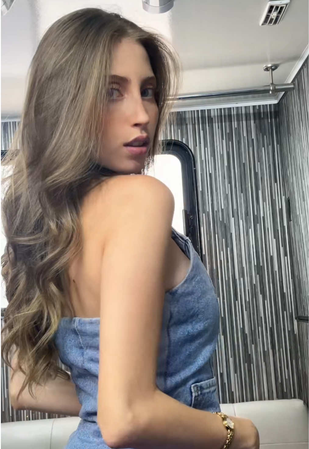 @Natasha Cubría