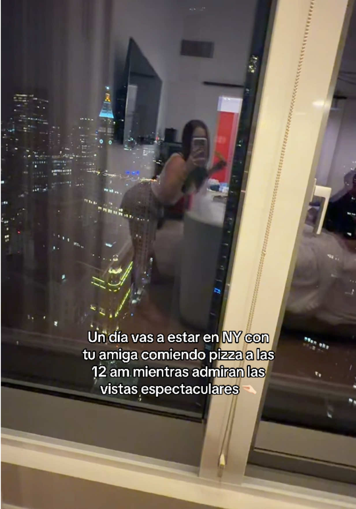 @Angela María