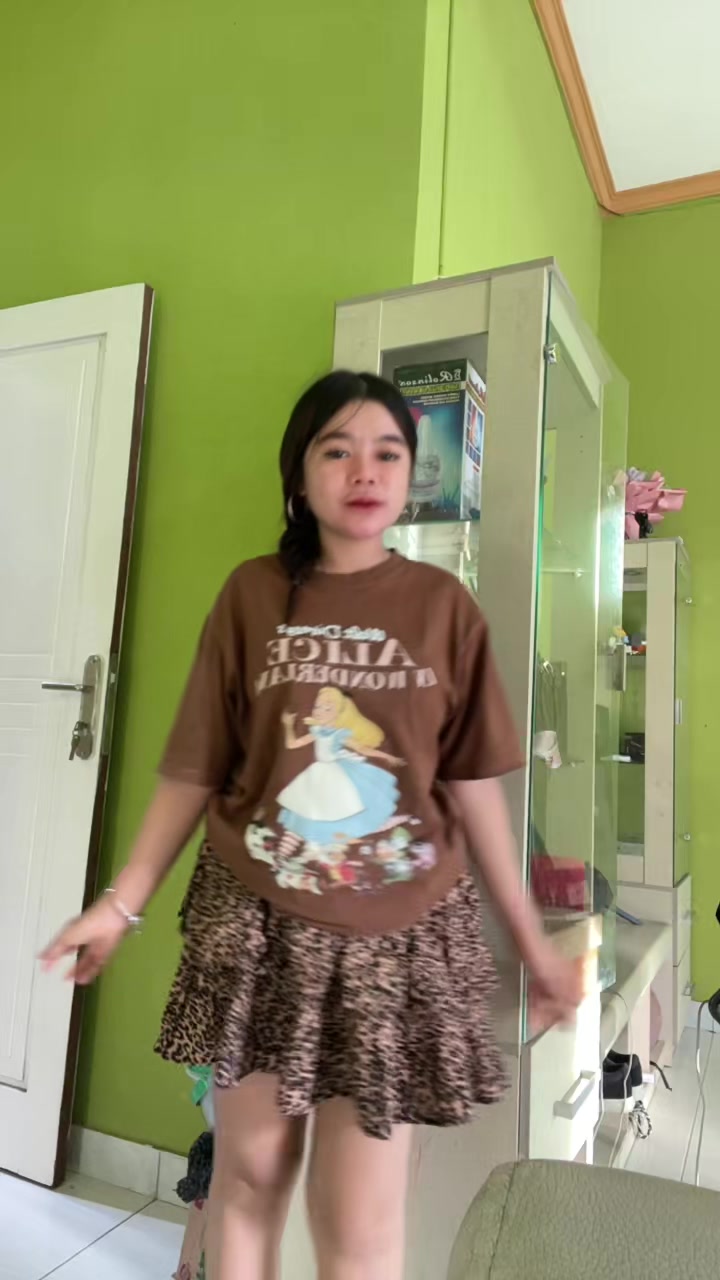 @adindanizza_