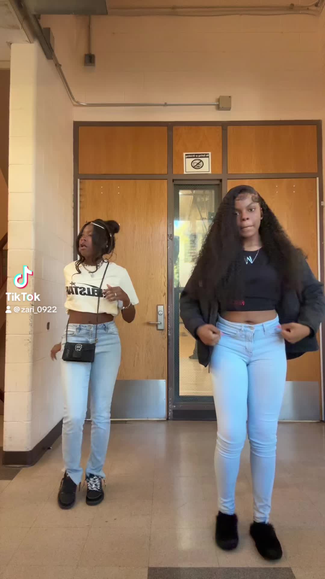 @Zarii