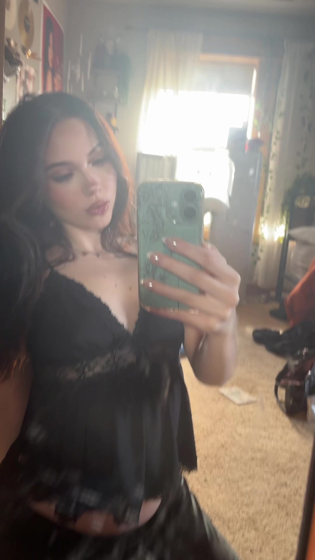 @Ella