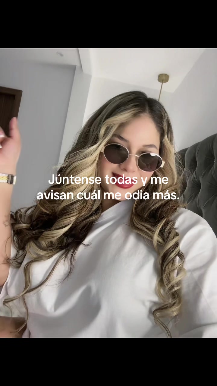 @👩🏼🍓.