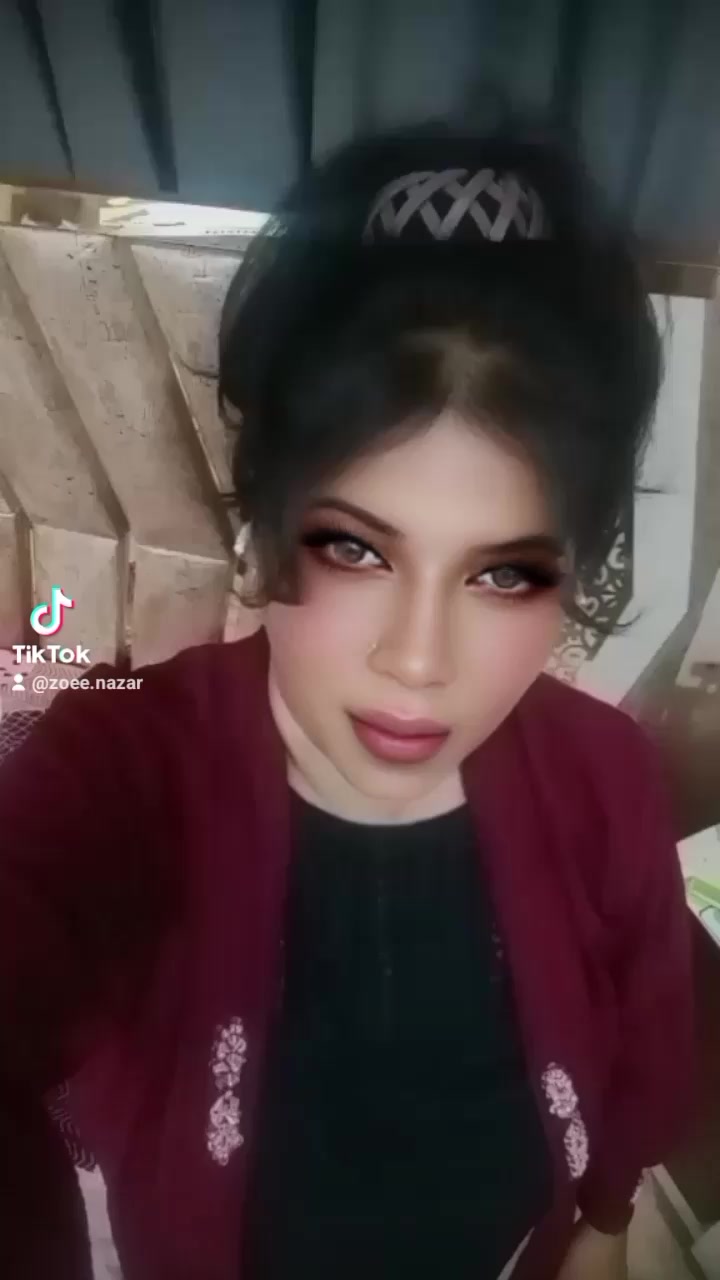 @ZoeeNazar