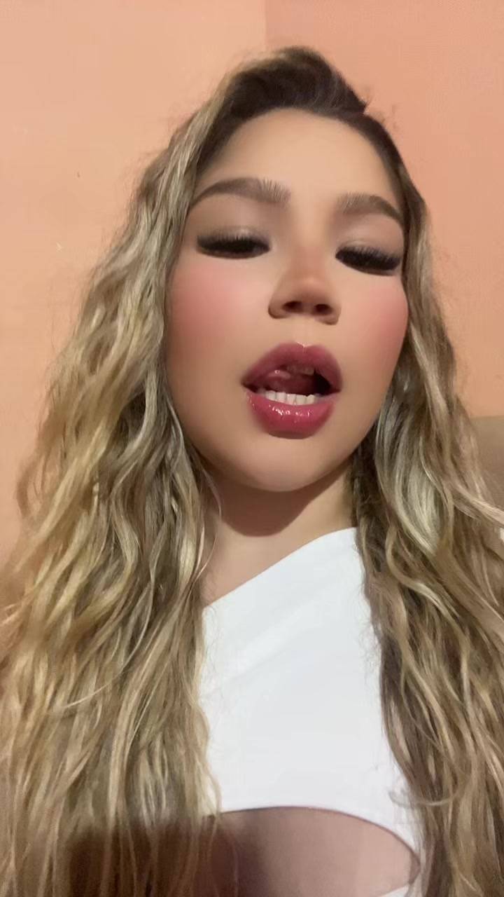 @elaneffurtado