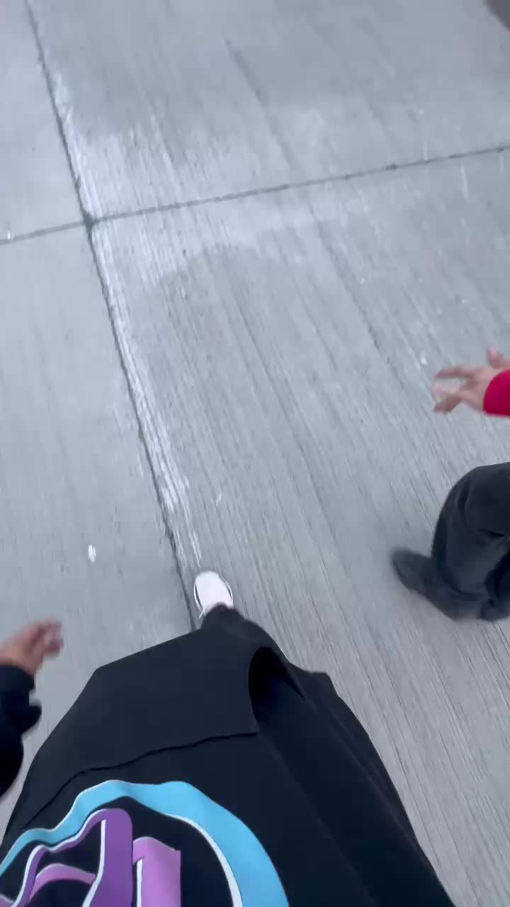 @Valen acu&ntilde;a