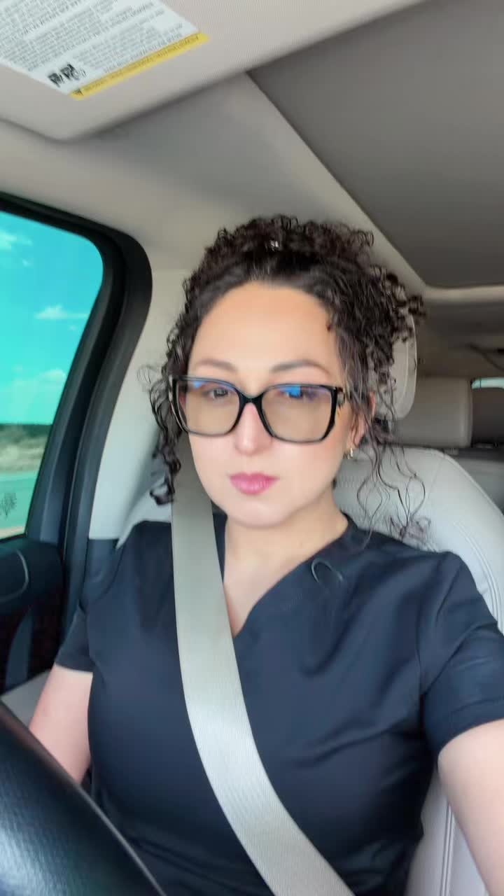 @Nayeligarza