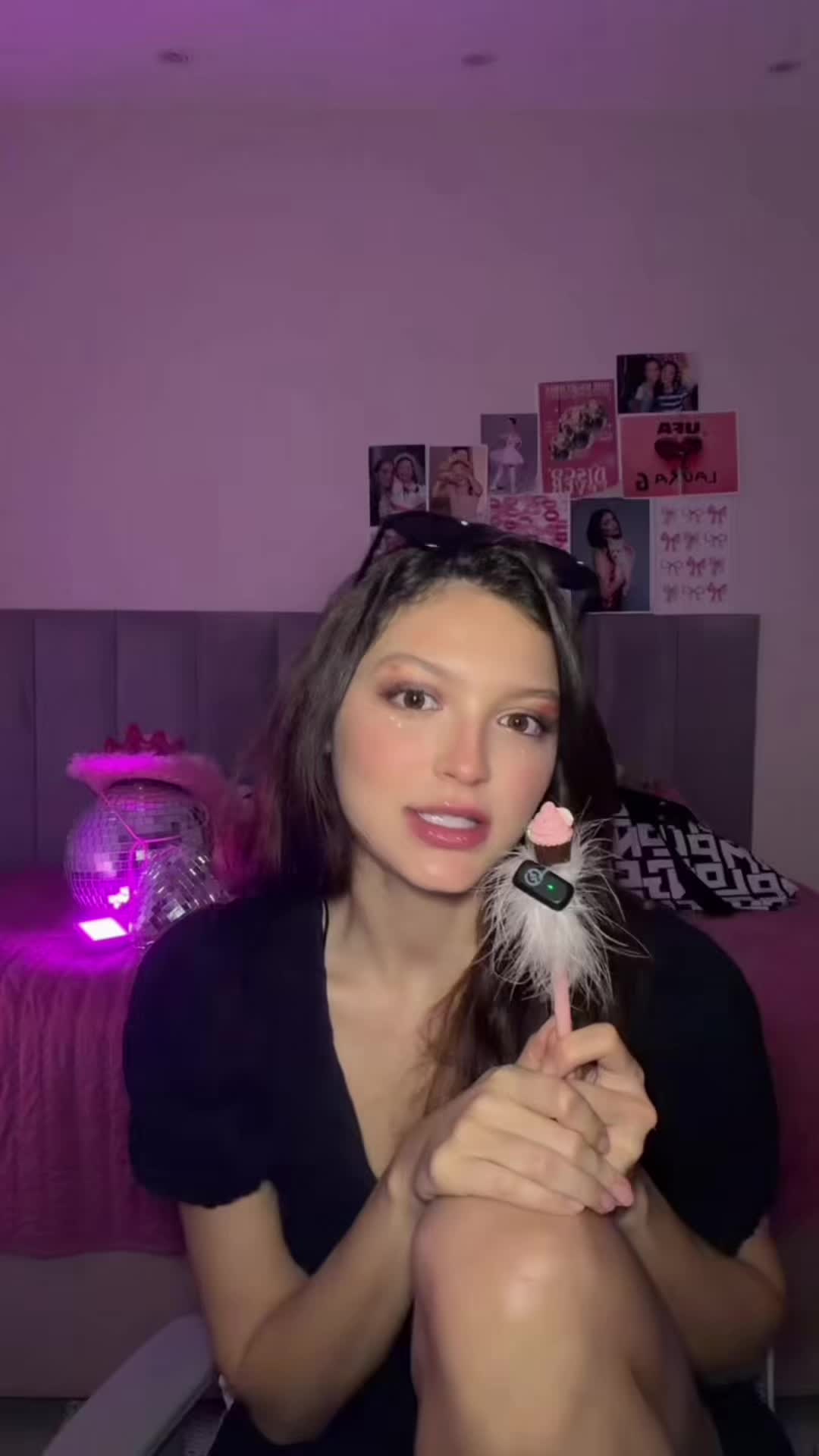 @Laura G