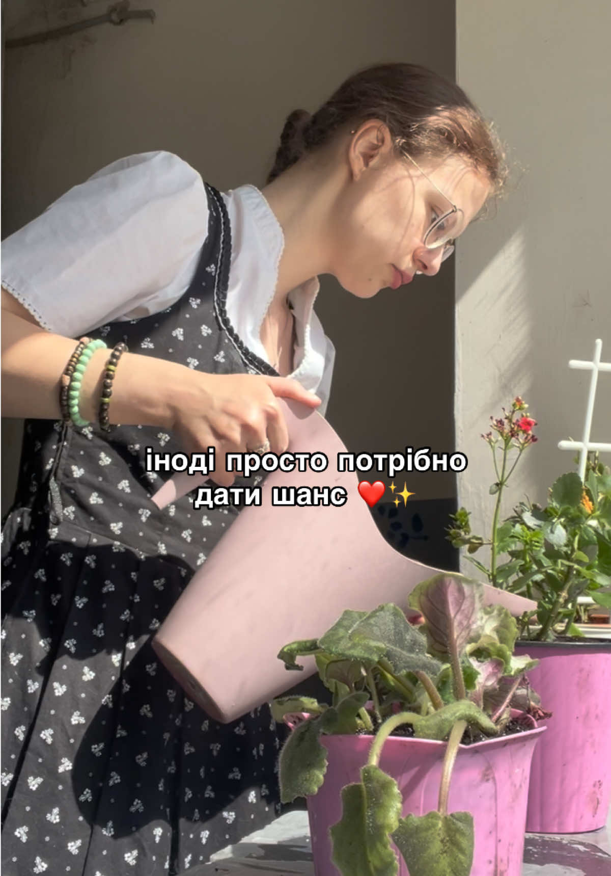 @ВіКЕНТіЯ ЧИТАЄ 📚🐒