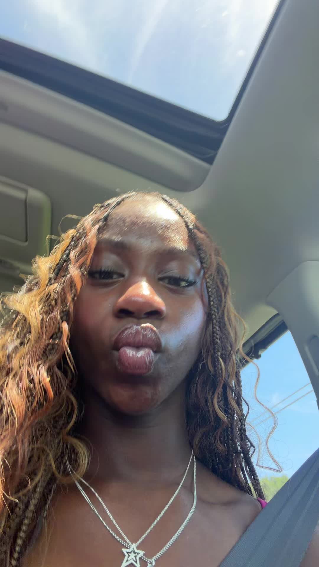 @littlemsshawtyyyy