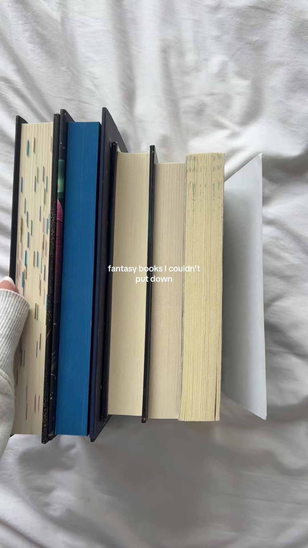 @amélie | booktok ♡