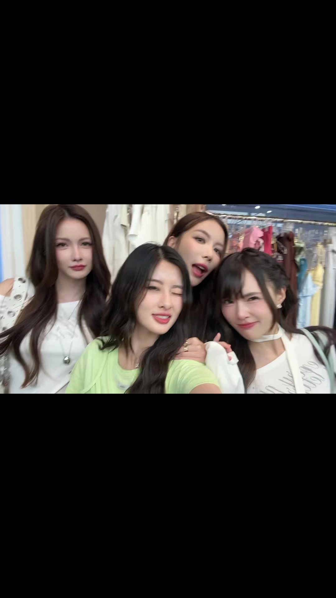 @ซอ อู - ซู