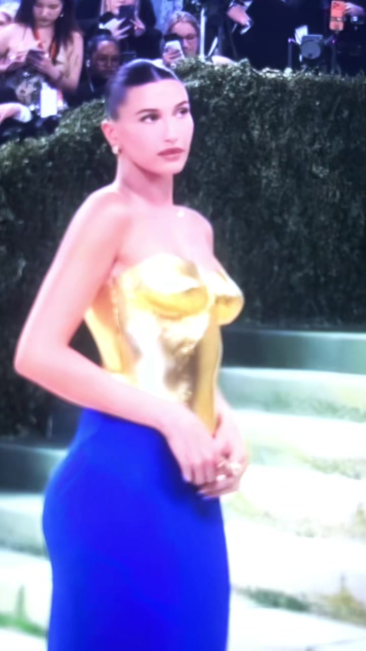 @Celebs.N.random