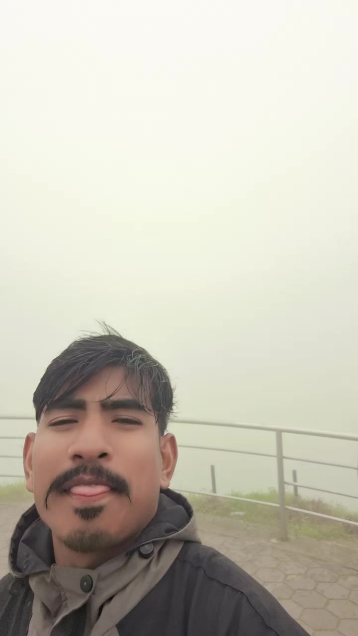 @NAGƐN_THAROO 17 !!