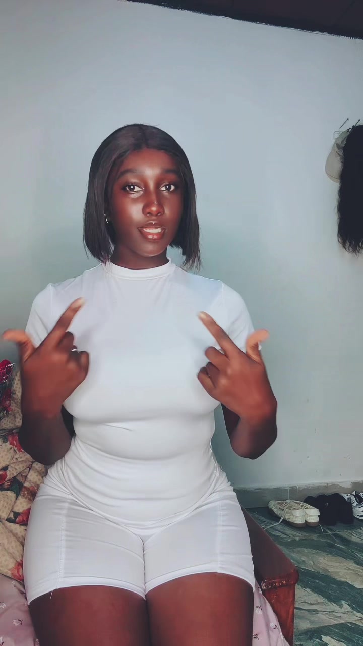 @👑Queen Sona 👸224🇬🇳🇫🇷