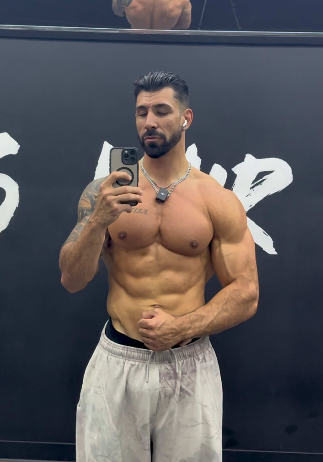 @Joey Cosares | Fitness Coach