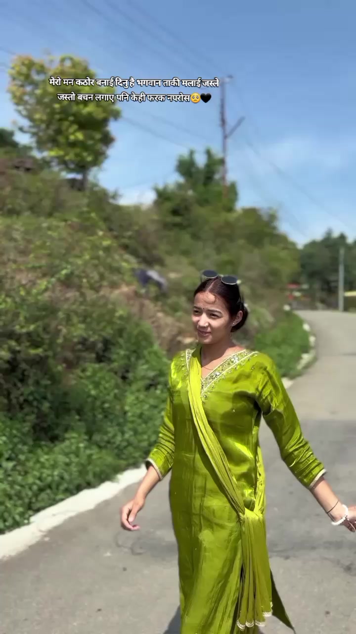 @Aaruuu😘🦋