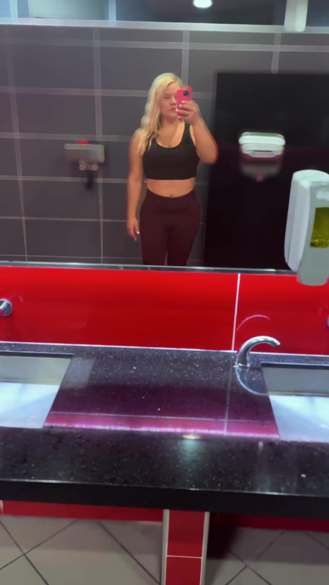 @Hi
