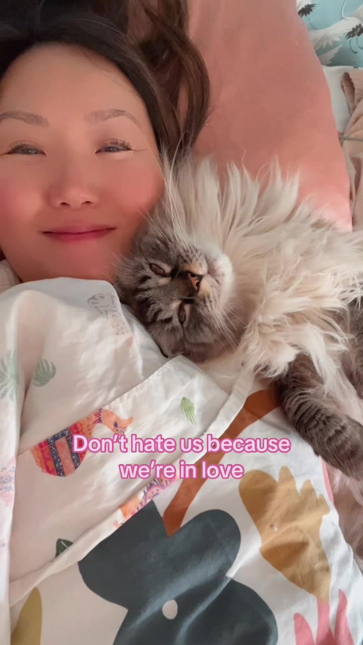 @My Cat Is People 🇨🇦