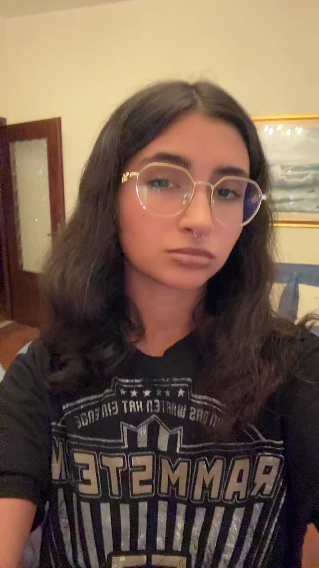 @Ali_cee