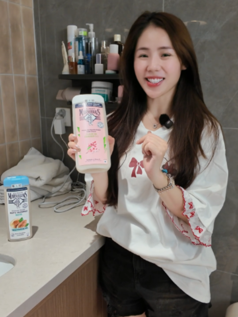 @Chị Đẹp Hương Ly