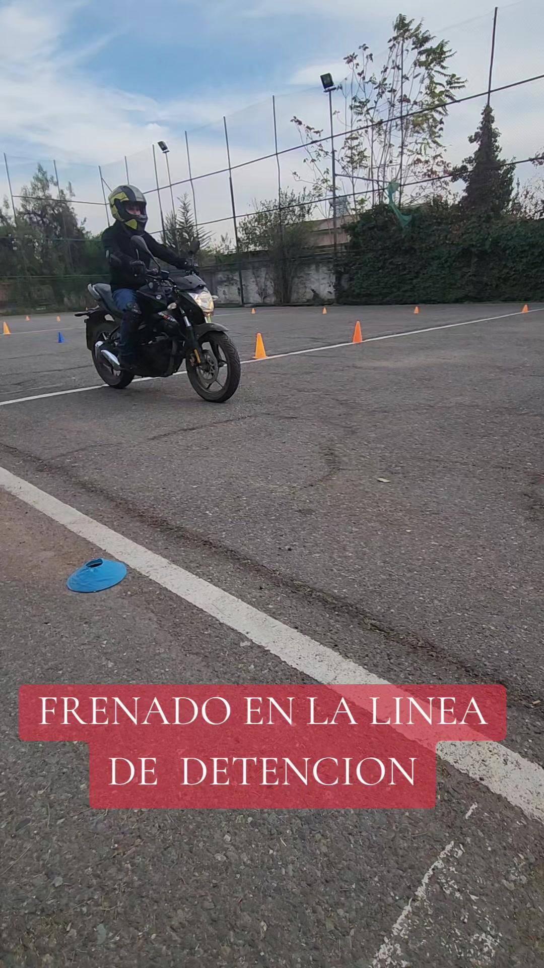 @CLASESDEMOTO.GIXXERMANIA