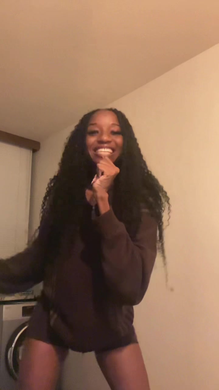 @Latoya Stella⭐️