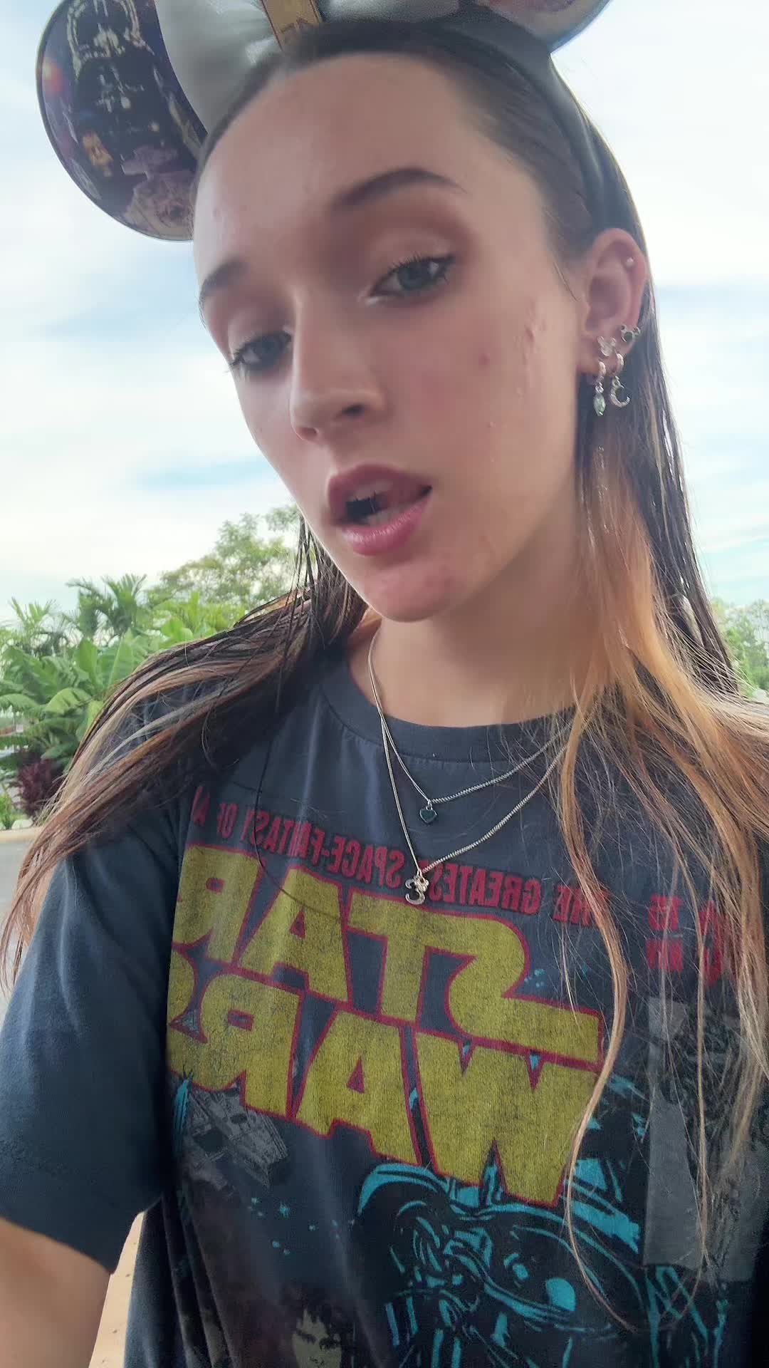 @em🕯️