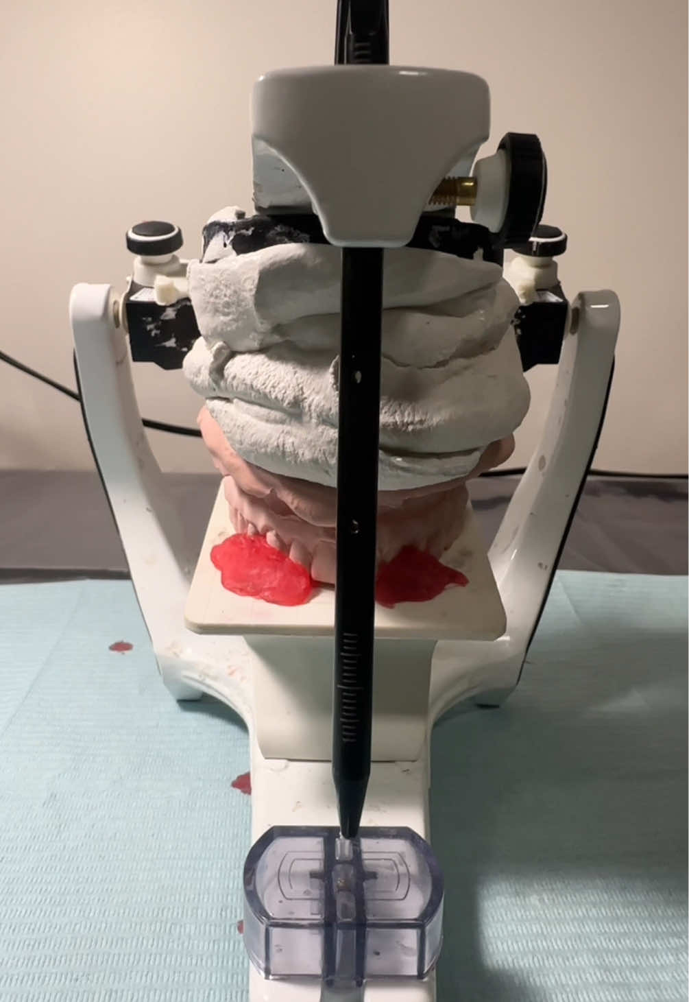 @Lab. de Prótese Dentária