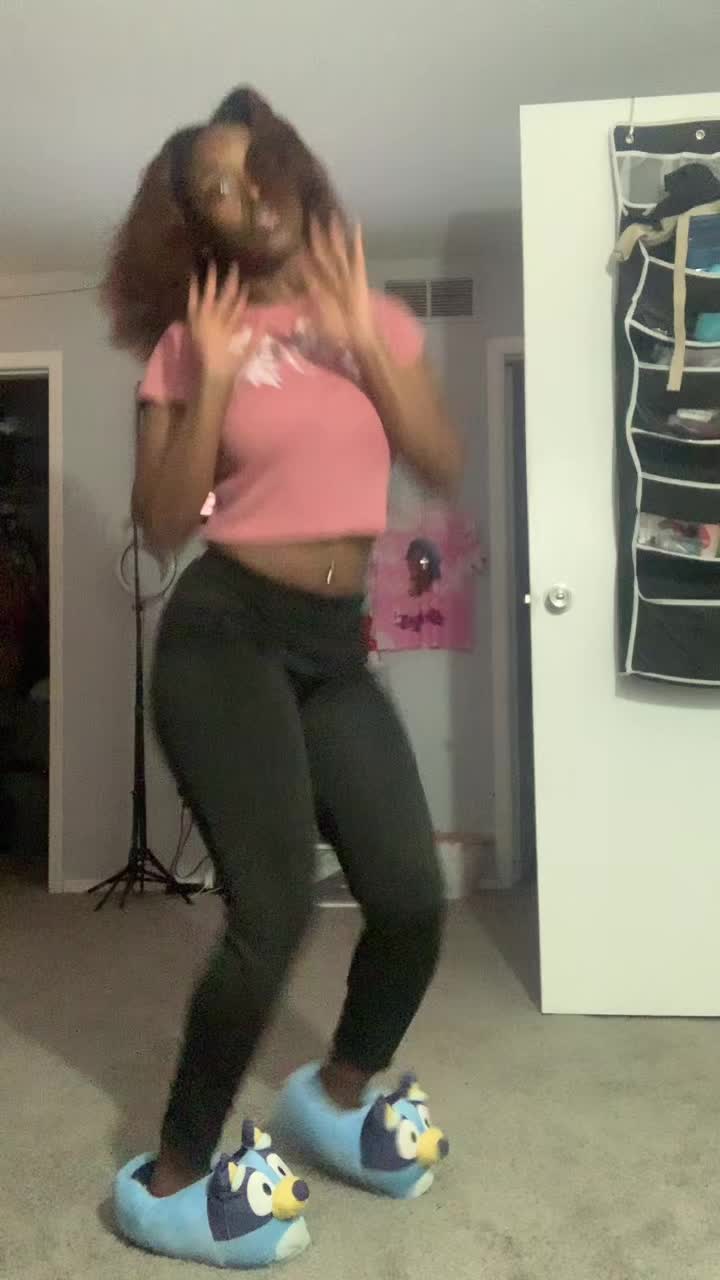 @Kjones_dancer